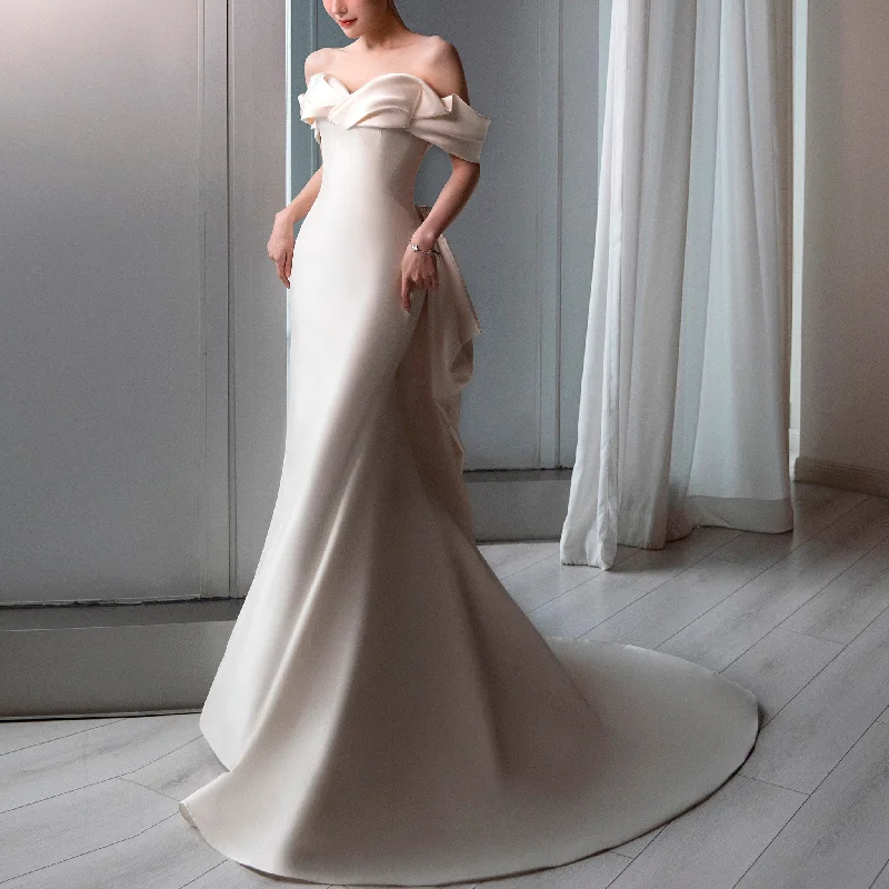 Off Shoulder Mermaid Wedding Dress with Long Bowknot