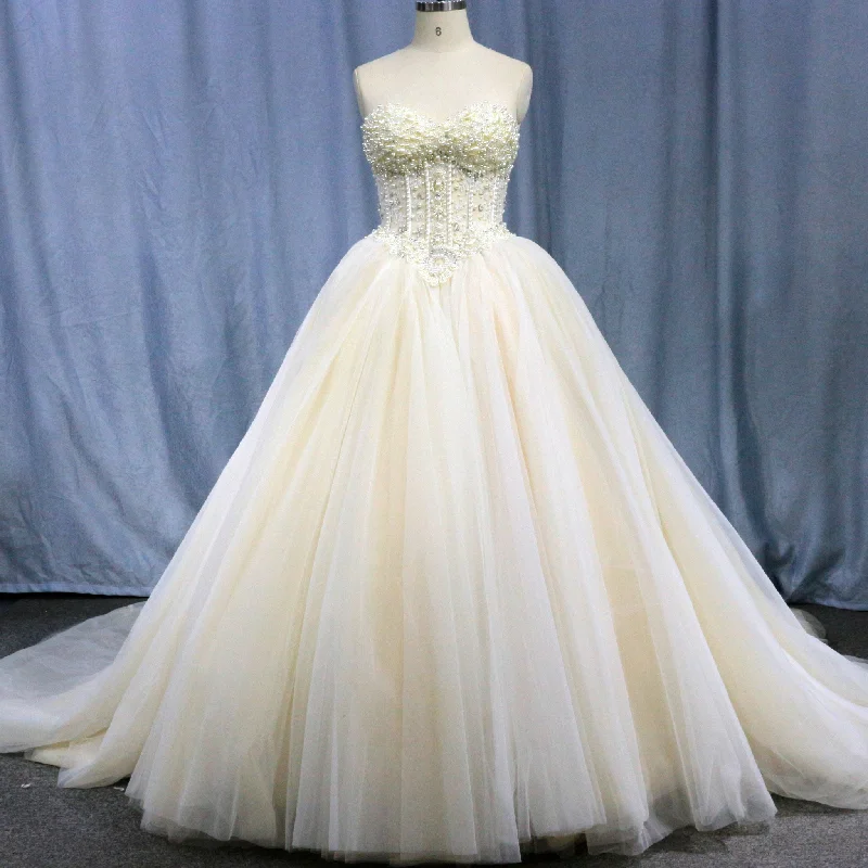 Princess Waist with Luxury Pearl Ball Gown Bride Wedding Dress