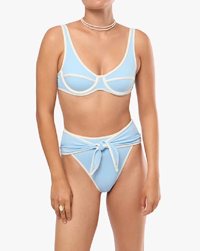 Scoop Underwire Top