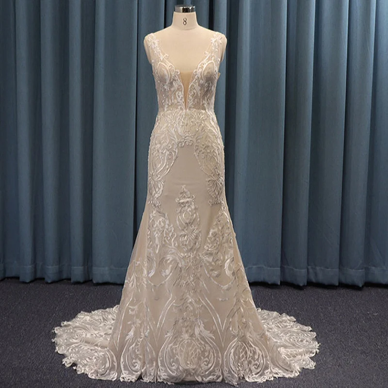 Timeless and Elegant Lace Mermaid Wedding Dress Sexy V-neck