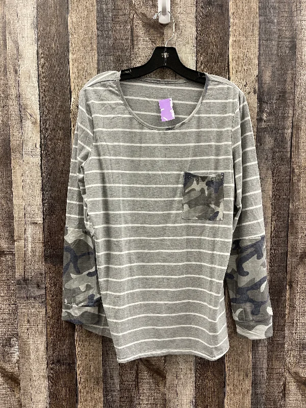 Top Long Sleeve By Cmf In Grey & White, Size: Xl